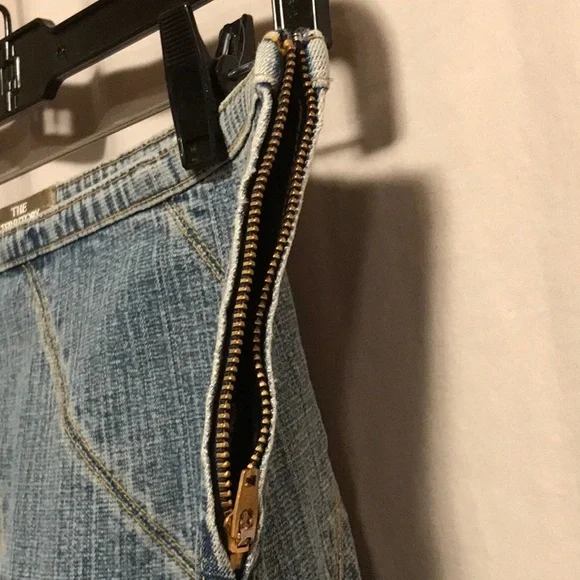 NWOT The Territory Ahead Denim Skirt Size 8Petite - Picture 3 of 5